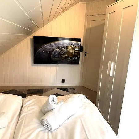 Apartment Hb8-2 Moderne Med Fri Parkering *