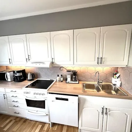 Apartment Hb8-2 Moderne Med Fri Parkering