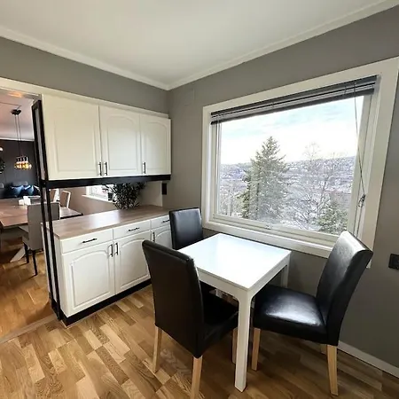 Hb8-2 Moderne Med Fri Parkering Apartment