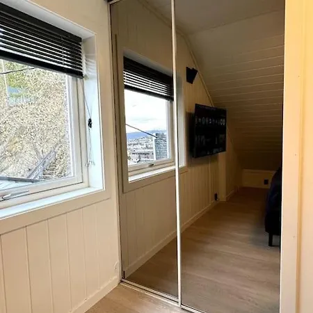 Hb8-2 Moderne Med Fri Parkering *